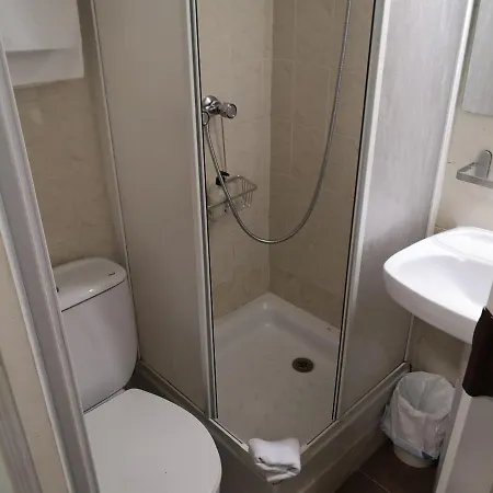 Lesseps Hostel Barcelona