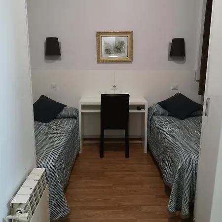 Lesseps Penzion 2*