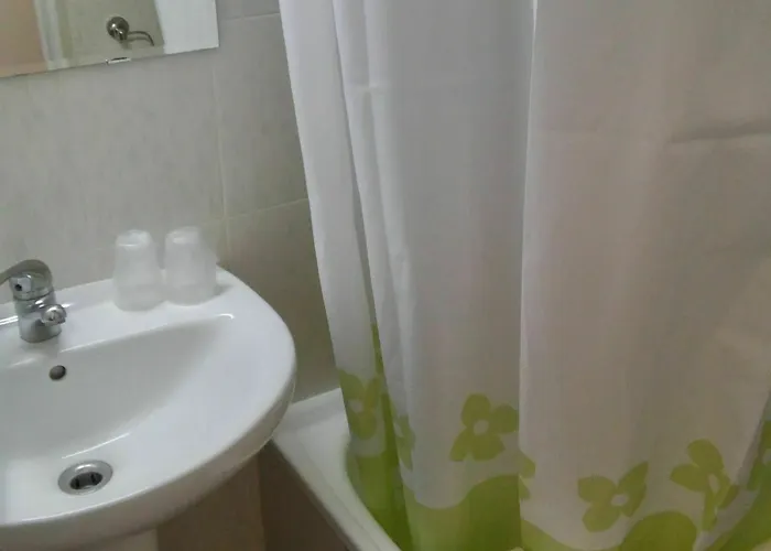 Hostel Lesseps