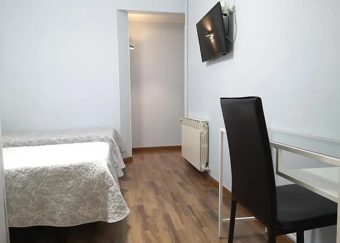 Hostel Lesseps *