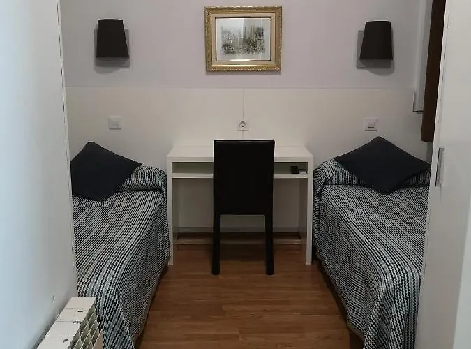 Lesseps Hostel *