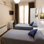 אכסניה Lesseps