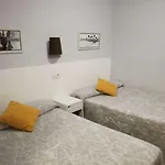 Lesseps אכסניה ברצלונה