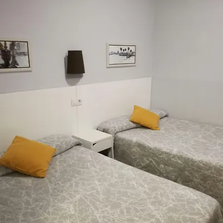 Lesseps Hostal Barcelona