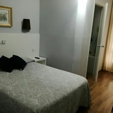 Lesseps Πανσιόν
