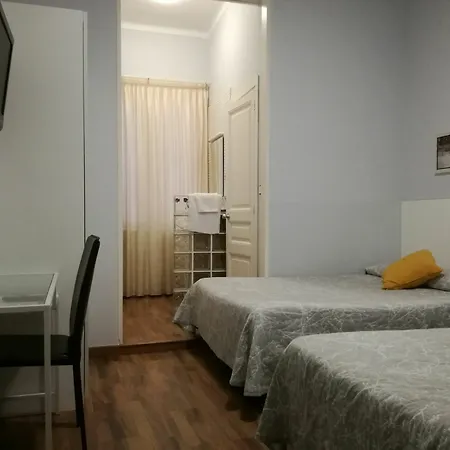 Πανσιόν Lesseps 2*